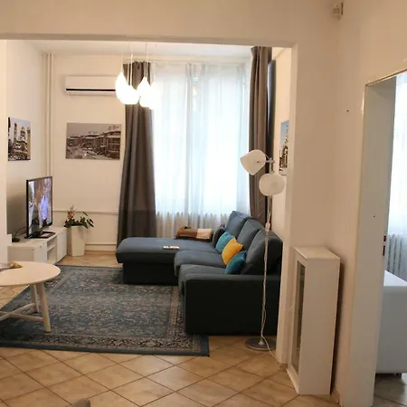 On Neofit Rilski Apartment Sofia